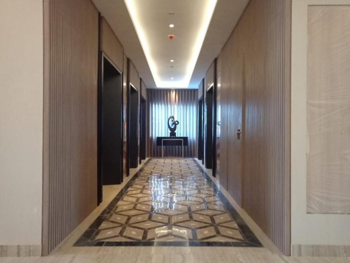 Bess Mansion Hotel Surabaya Wonocolo Екстер'єр фото